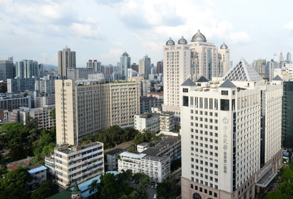 中山大學附屬第一醫(yī)院矯形器好不好?牙齒矯正費用貴嗎