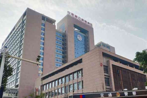 2024安徽省立醫(yī)院半飛秒多少錢?【半飛秒案例】