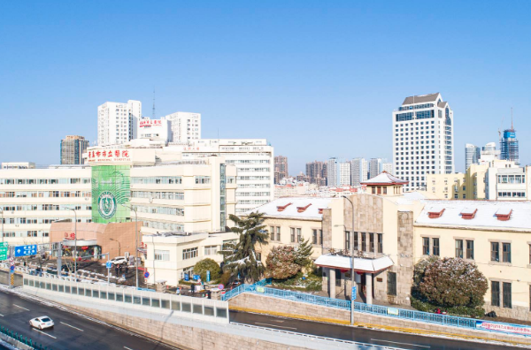 青島市立醫(yī)院牙科看牙怎么樣?2024牙科看牙多少錢