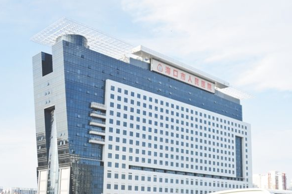 海口市人民醫(yī)院牙齒矯正年齡范圍?牙齒矯正費(fèi)用