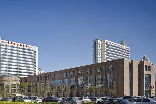 2024天津南開醫(yī)院烤瓷冠怎么樣|醫(yī)生介紹|價格收費