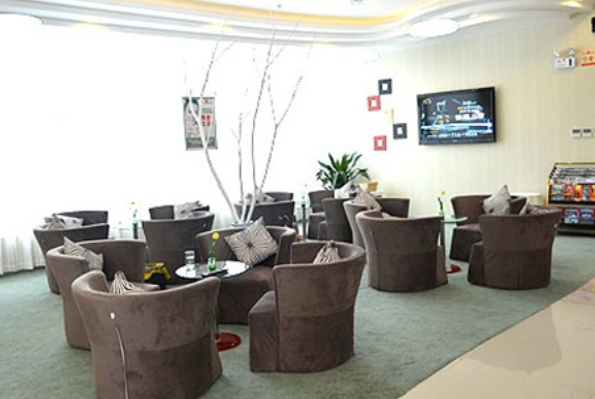 成都圣貝牙科醫(yī)院牙列擁擠矯正怎么樣|醫(yī)生介紹|價(jià)格收費(fèi)