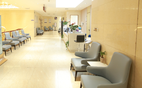 上海新健威整形醫(yī)院玻尿酸填充面部怎么樣?收費多少?案例點評&技術(shù)優(yōu)點