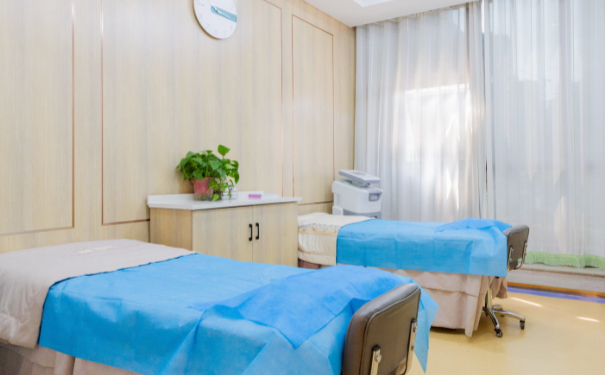 西安碑林眾心醫(yī)院杯狀耳矯正技術(shù)怎么樣?費用標(biāo)準?術(shù)后半年案例