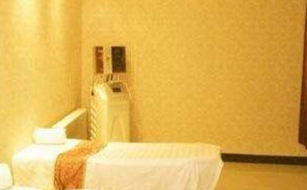 長(zhǎng)春于荷琴整形醫(yī)院隆鼻手術(shù)技術(shù)怎么樣?多少錢?野生案例