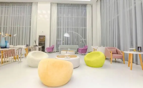 雙燕醫(yī)療美容門(mén)診部微創(chuàng)雙眼皮報(bào)價(jià)多少?技術(shù)優(yōu)勢(shì)&術(shù)后三個(gè)月經(jīng)典案例