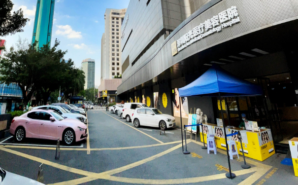 深圳陽光整形美容醫(yī)院植發(fā)價(jià)目一覽表?技術(shù)點(diǎn)評&90天求美案例