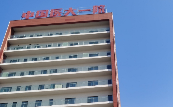 中國科學(xué)技術(shù)大學(xué)附屬第一醫(yī)院鐘曉紅鼻唇溝提升報(bào)價(jià)多少?案例變化,專家資料