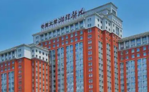 中南大學(xué)湘雅醫(yī)院汪犇玻尿酸注射淚溝技術(shù)怎么樣?專家介紹